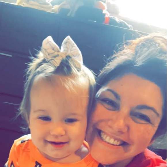 Meet your Posher, Debbi - Picture 1 of 1